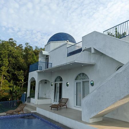 Villa Blue Door, Puncak Pondok Cipaseban 外观 照片